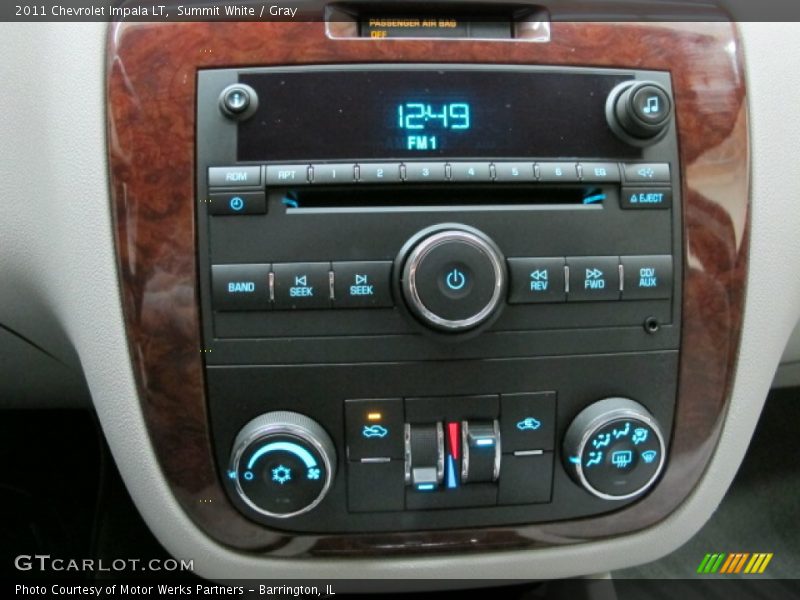 Controls of 2011 Impala LT