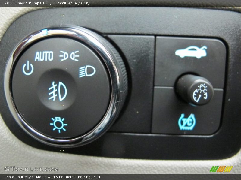 Controls of 2011 Impala LT