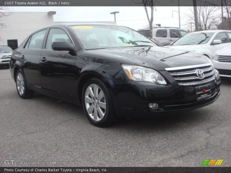 Black / Ivory 2007 Toyota Avalon XLS