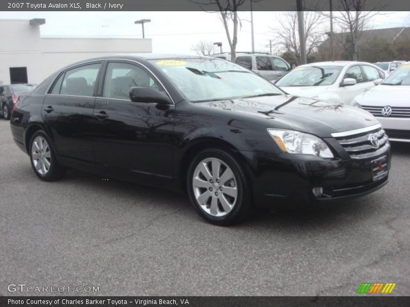 Front 3/4 View of 2007 Avalon XLS