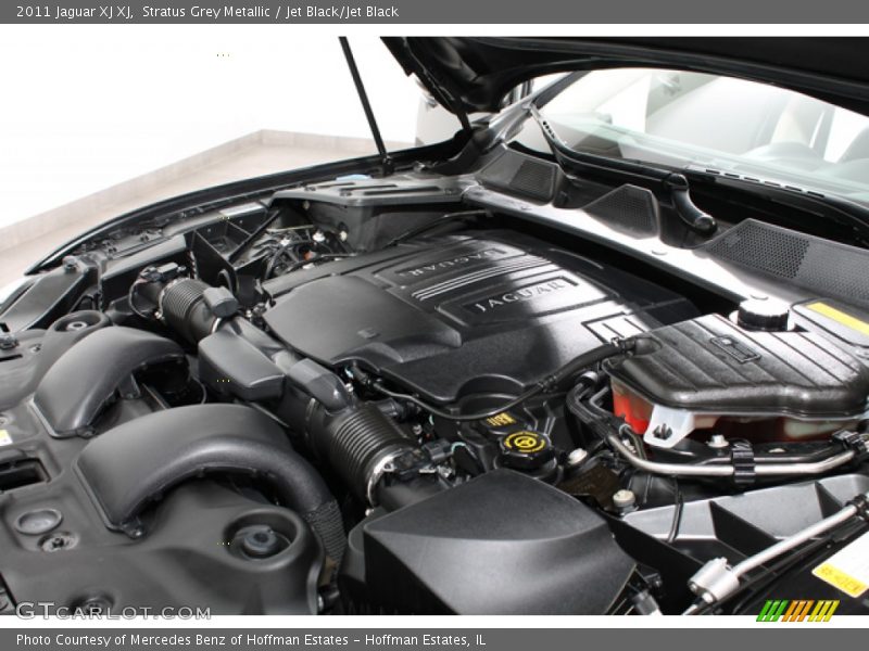 Stratus Grey Metallic / Jet Black/Jet Black 2011 Jaguar XJ XJ