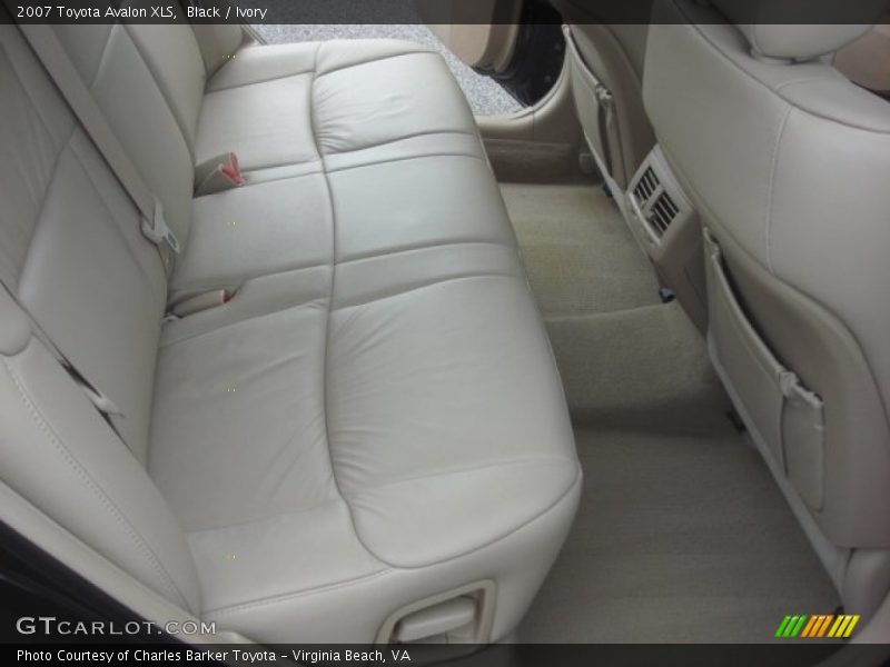 Rear Seat of 2007 Avalon XLS