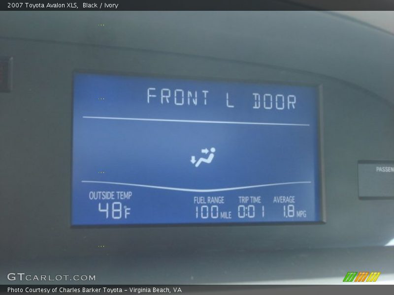 Black / Ivory 2007 Toyota Avalon XLS