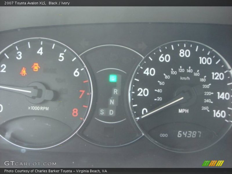 Black / Ivory 2007 Toyota Avalon XLS