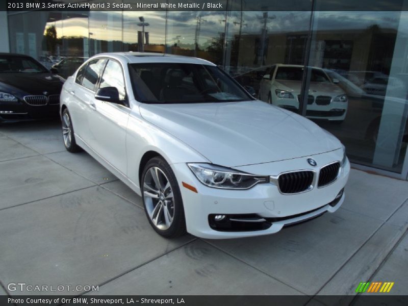 Front 3/4 View of 2013 3 Series ActiveHybrid 3 Sedan