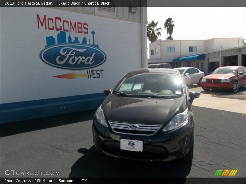 Tuxedo Black / Charcoal Black 2013 Ford Fiesta SE Sedan