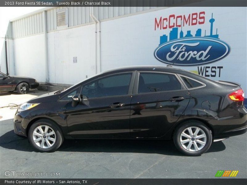 Tuxedo Black / Charcoal Black 2013 Ford Fiesta SE Sedan