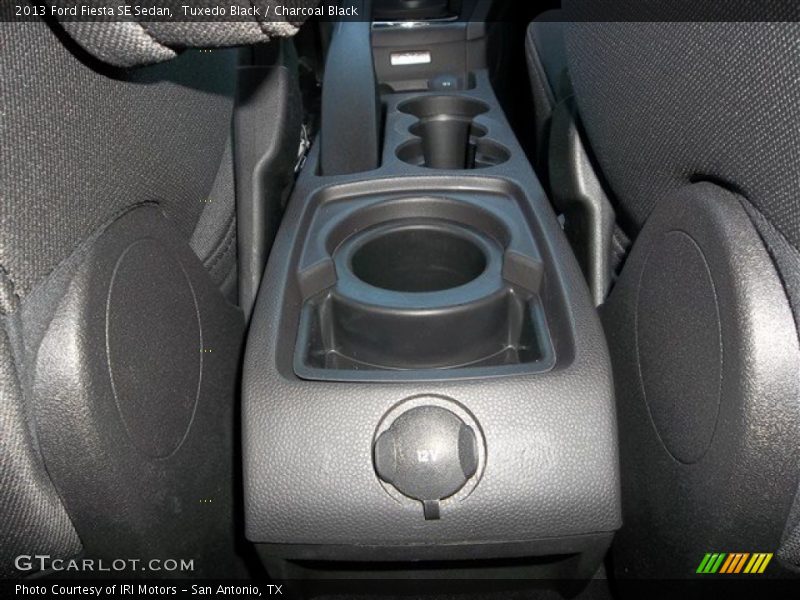 Tuxedo Black / Charcoal Black 2013 Ford Fiesta SE Sedan