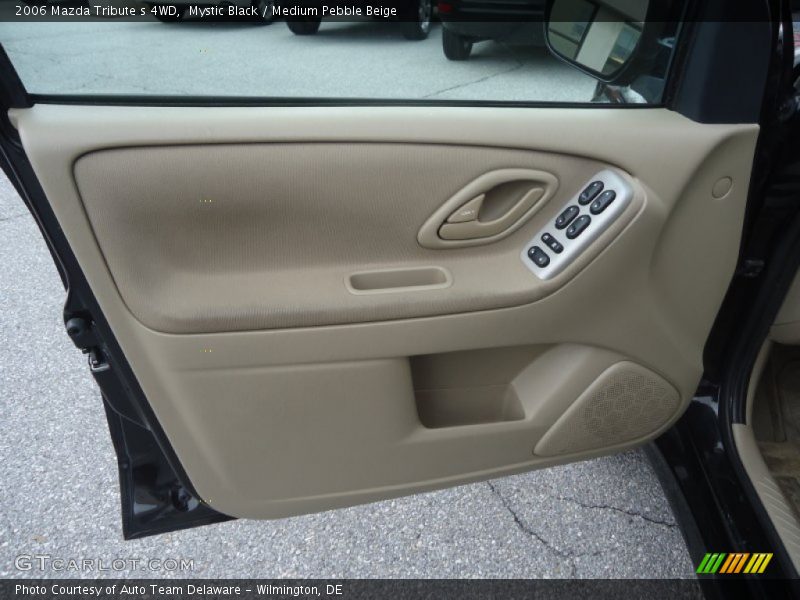 Mystic Black / Medium Pebble Beige 2006 Mazda Tribute s 4WD