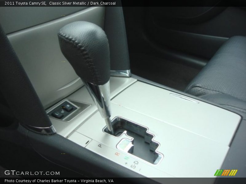 Classic Silver Metallic / Dark Charcoal 2011 Toyota Camry SE
