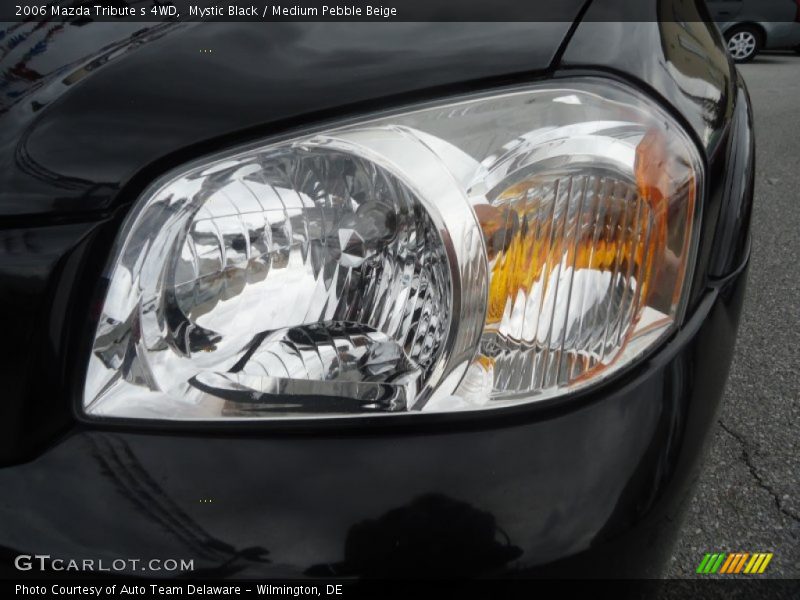 Mystic Black / Medium Pebble Beige 2006 Mazda Tribute s 4WD