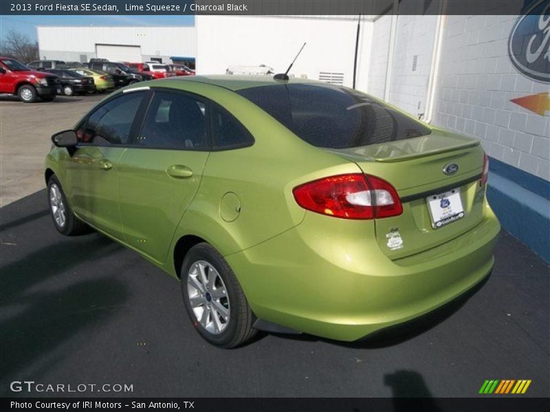 Lime Squeeze / Charcoal Black 2013 Ford Fiesta SE Sedan