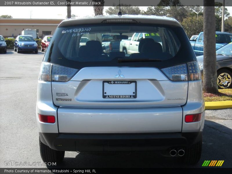 Cool Silver Metallic / Black 2007 Mitsubishi Outlander ES