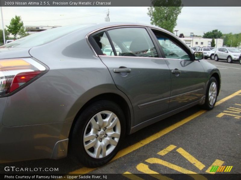 Precision Gray Metallic / Charcoal 2009 Nissan Altima 2.5 S