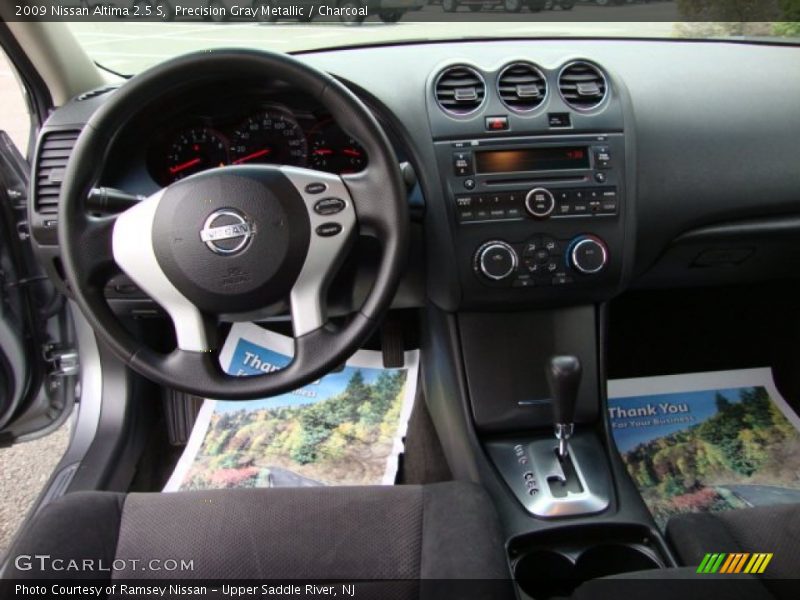Precision Gray Metallic / Charcoal 2009 Nissan Altima 2.5 S