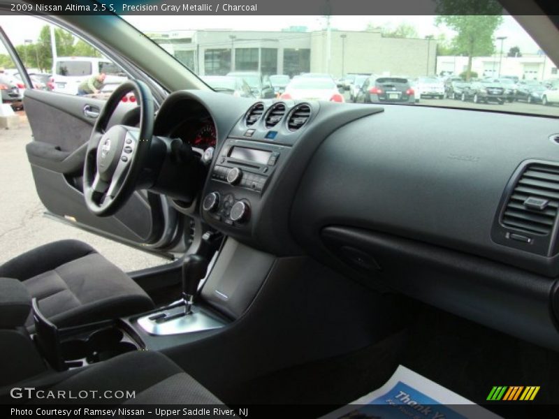 Precision Gray Metallic / Charcoal 2009 Nissan Altima 2.5 S