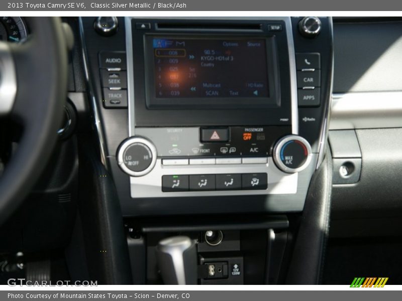 Classic Silver Metallic / Black/Ash 2013 Toyota Camry SE V6