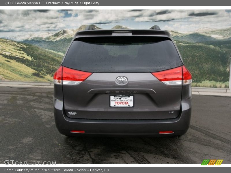 Predawn Gray Mica / Light Gray 2013 Toyota Sienna LE