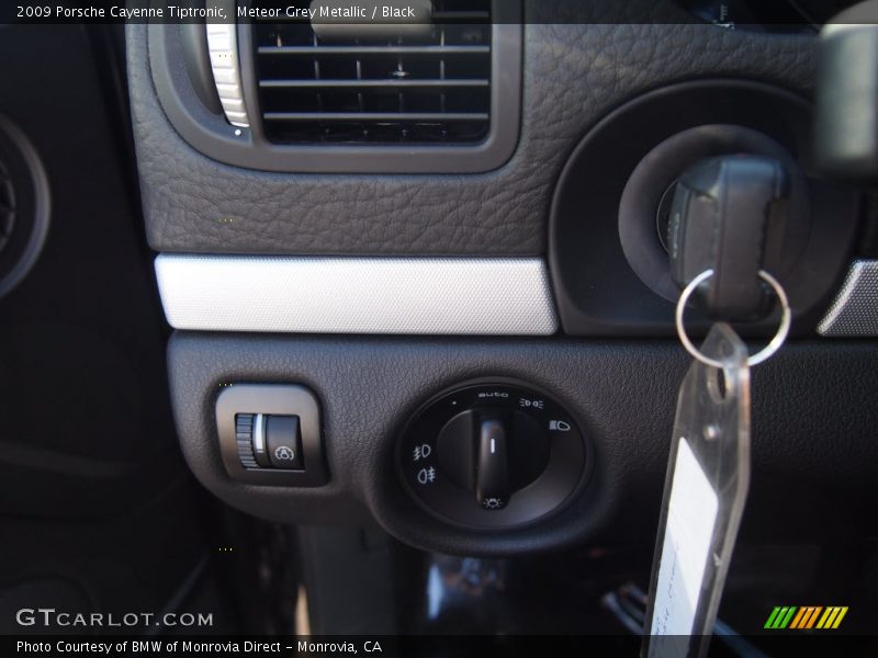 Meteor Grey Metallic / Black 2009 Porsche Cayenne Tiptronic