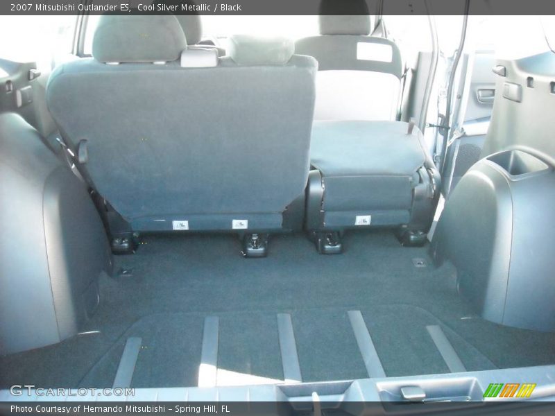 Cool Silver Metallic / Black 2007 Mitsubishi Outlander ES