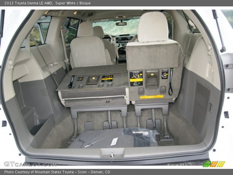 Super White / Bisque 2013 Toyota Sienna LE AWD