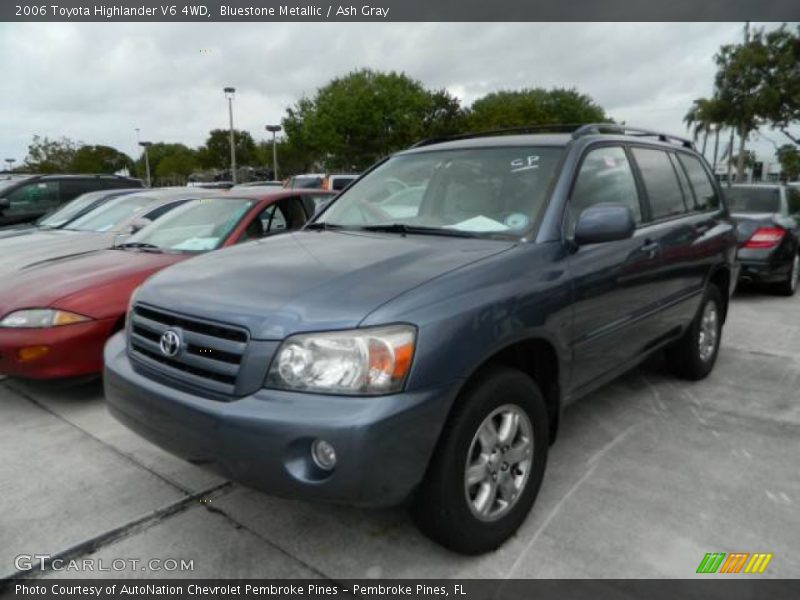 Front 3/4 View of 2006 Highlander V6 4WD