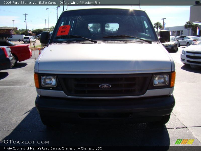 Oxford White / Medium Flint 2005 Ford E Series Van E150 Cargo