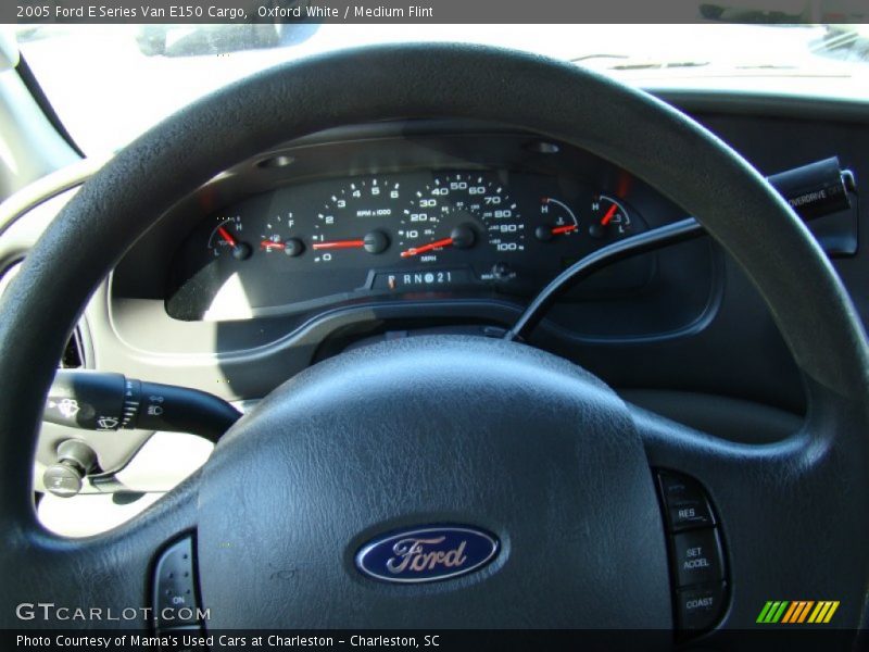 Oxford White / Medium Flint 2005 Ford E Series Van E150 Cargo