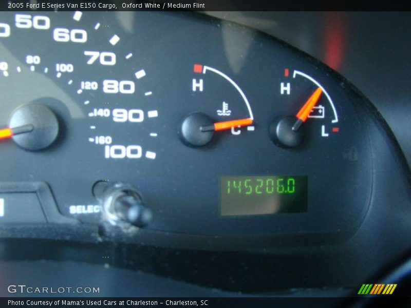Oxford White / Medium Flint 2005 Ford E Series Van E150 Cargo