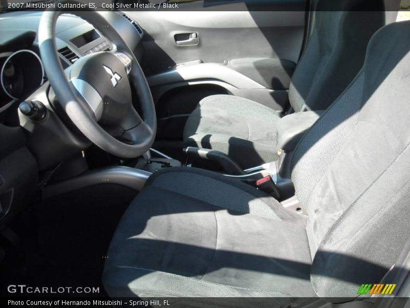 Cool Silver Metallic / Black 2007 Mitsubishi Outlander ES