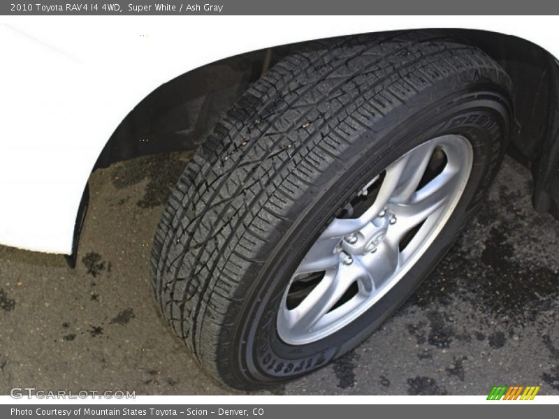 Super White / Ash Gray 2010 Toyota RAV4 I4 4WD