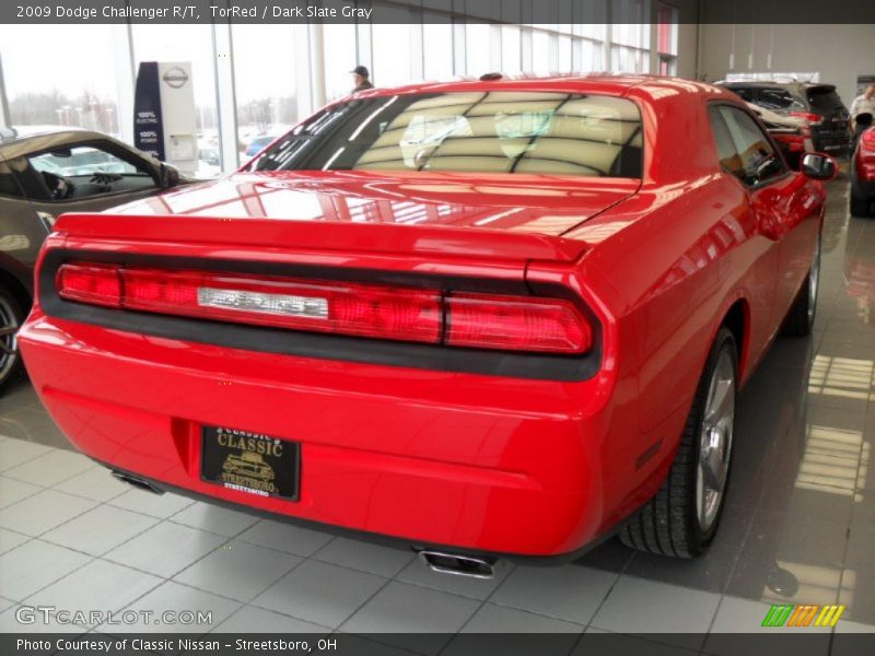 TorRed / Dark Slate Gray 2009 Dodge Challenger R/T