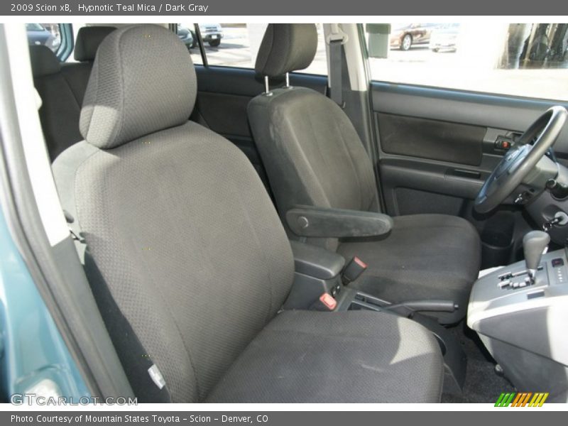 Front Seat of 2009 xB 