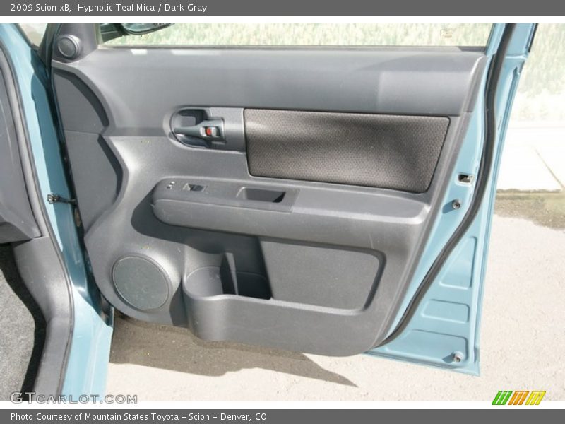 Door Panel of 2009 xB 