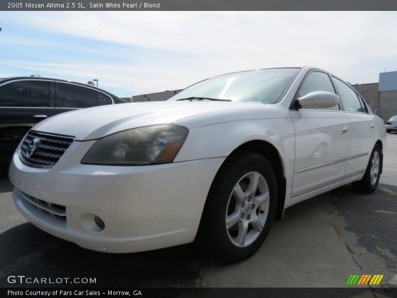 Satin White Pearl / Blond 2005 Nissan Altima 2.5 SL