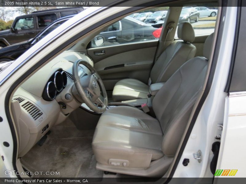 Satin White Pearl / Blond 2005 Nissan Altima 2.5 SL