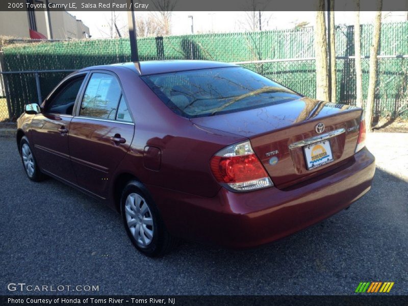 Salsa Red Pearl / Gray 2005 Toyota Camry LE
