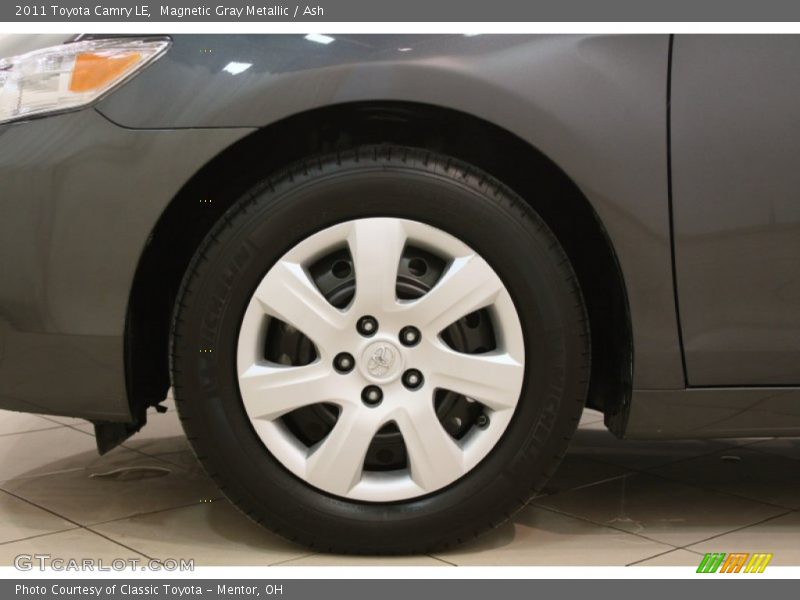 Magnetic Gray Metallic / Ash 2011 Toyota Camry LE
