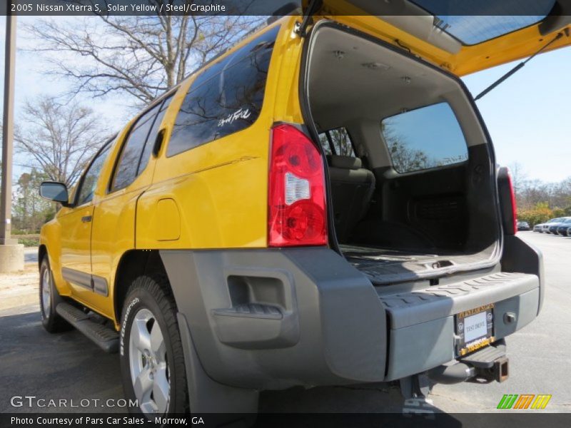 Solar Yellow / Steel/Graphite 2005 Nissan Xterra S