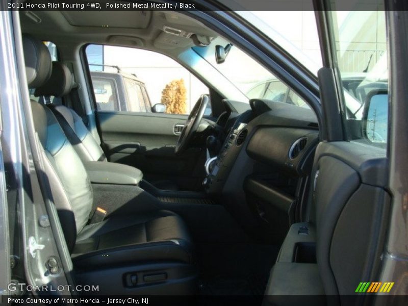 Polished Metal Metallic / Black 2011 Honda Pilot Touring 4WD