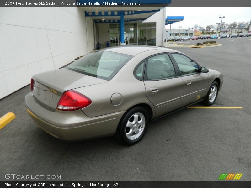 Arizona Beige Metallic / Medium Parchment 2004 Ford Taurus SES Sedan