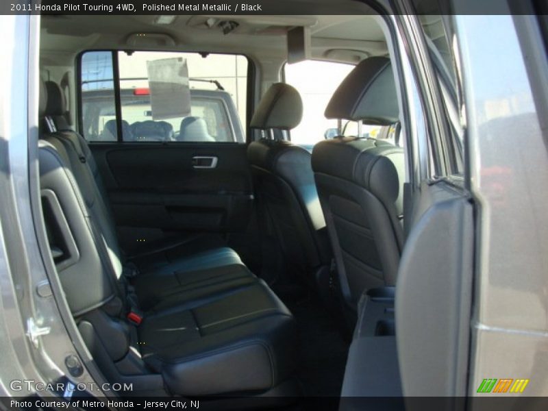 Polished Metal Metallic / Black 2011 Honda Pilot Touring 4WD