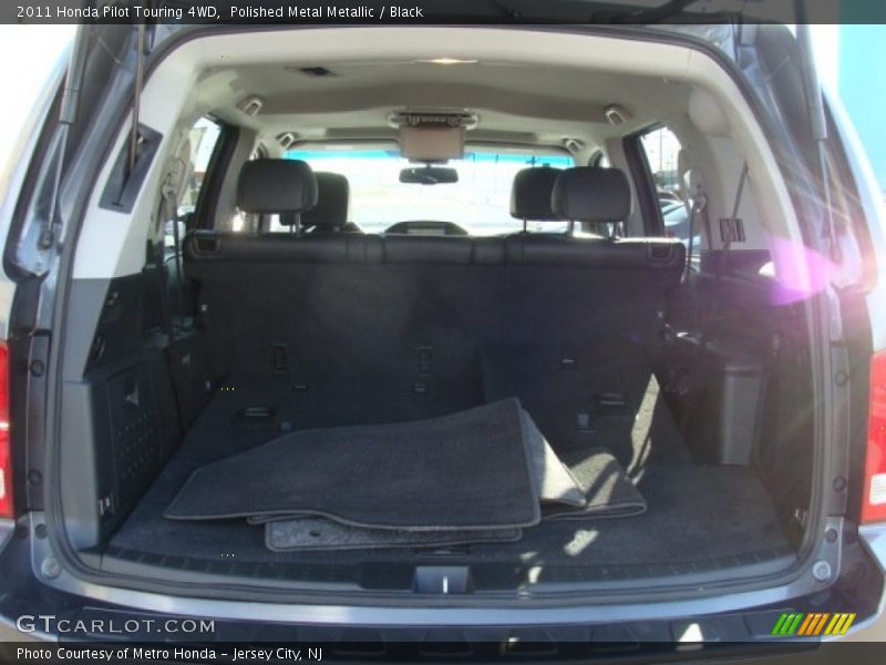 Polished Metal Metallic / Black 2011 Honda Pilot Touring 4WD