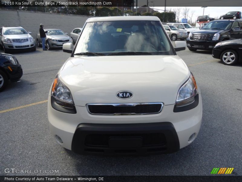 Dune Beige / Sand/Black Houndstooth Cloth 2010 Kia Soul !