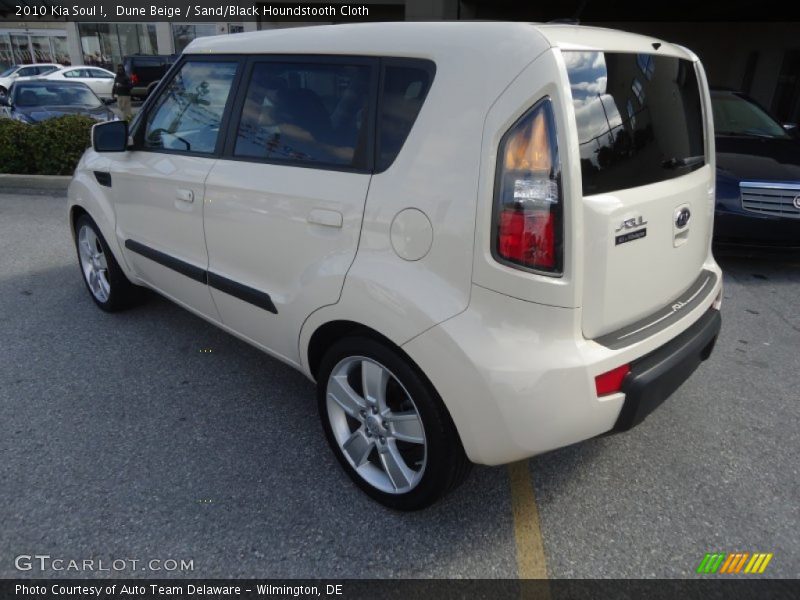 Dune Beige / Sand/Black Houndstooth Cloth 2010 Kia Soul !