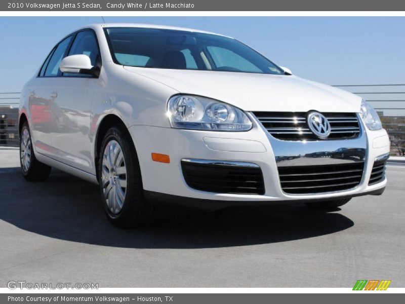 Candy White / Latte Macchiato 2010 Volkswagen Jetta S Sedan