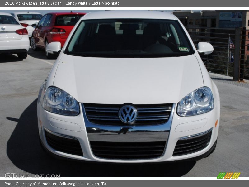 Candy White / Latte Macchiato 2010 Volkswagen Jetta S Sedan
