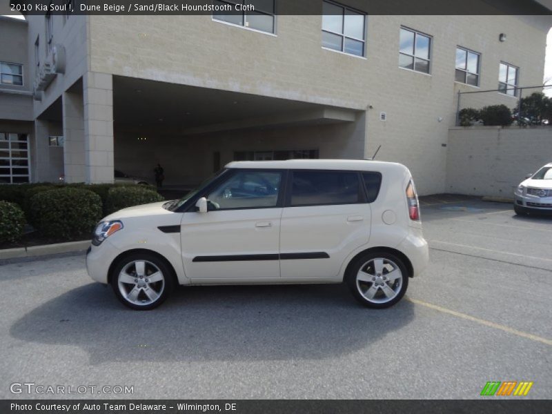 Dune Beige / Sand/Black Houndstooth Cloth 2010 Kia Soul !