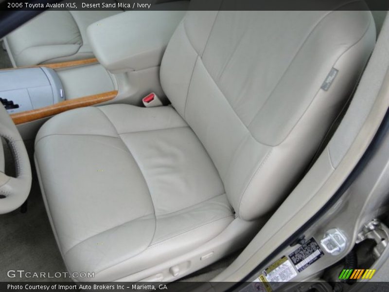Desert Sand Mica / Ivory 2006 Toyota Avalon XLS