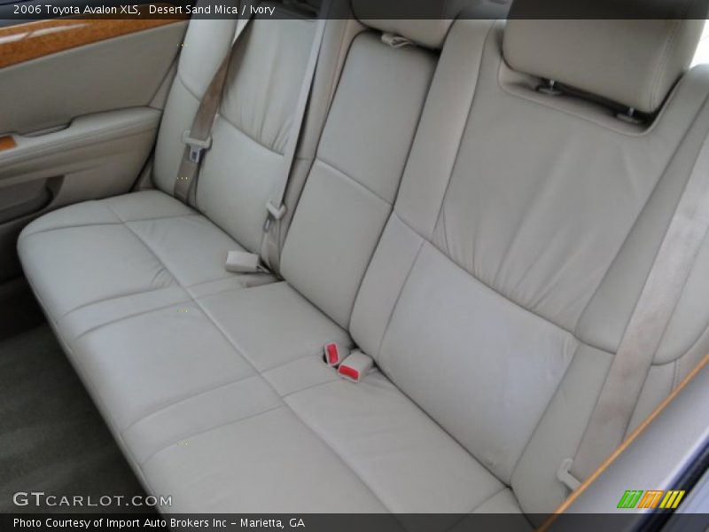 Rear Seat of 2006 Avalon XLS